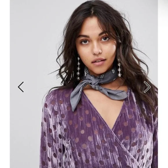 NEW HOUSE OF HOLLAND PURPLE VELVET POLKA DOT WRAP MINI DRESS - Picture 3 of 8